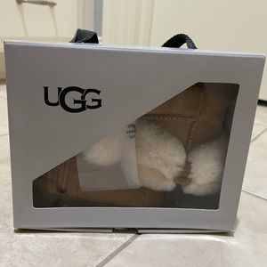 Ugg toddler boots